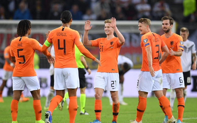 Hà Lan đang có cơ hội rất lớn để bước tiếp vào vòng knockout với vị trí số 1