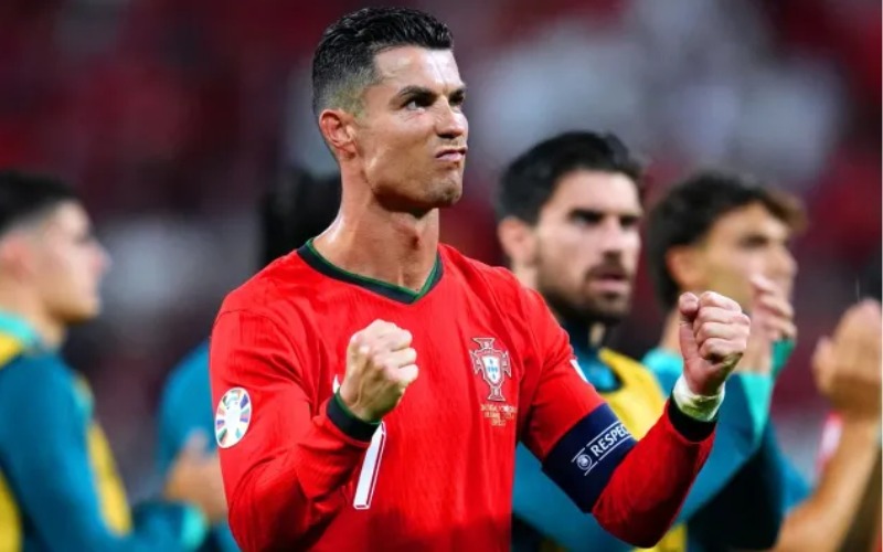 Cristiano Ronaldo vua phá lưới với 14 bàn thắng tại EURO