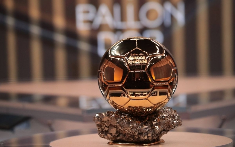 Quả bóng vàng hay còn được biết đến với tên gọi Ballon d'Or