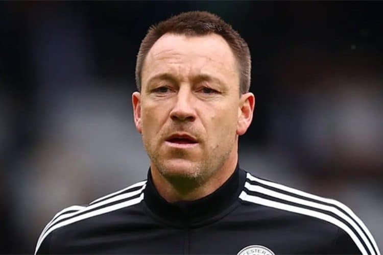 Huyền thoại John Terry vẫn ở lại Chelsea