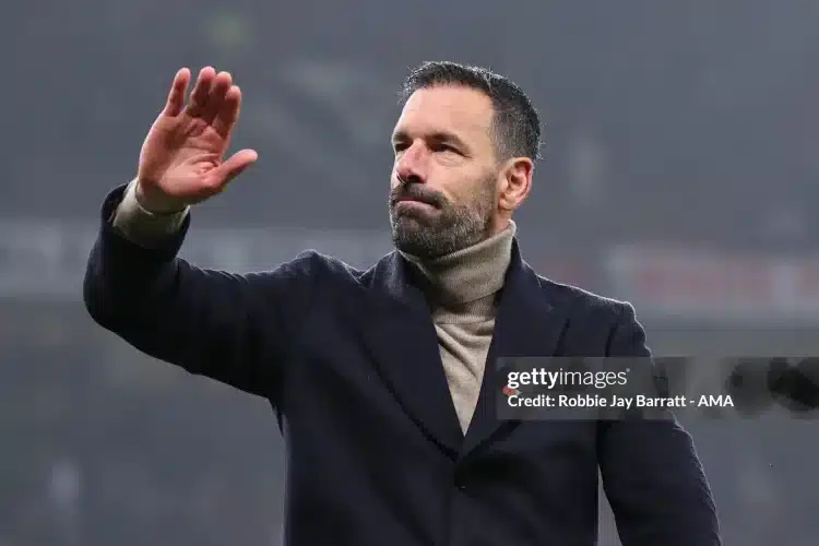 Nhược điểm của Van Nistelrooy