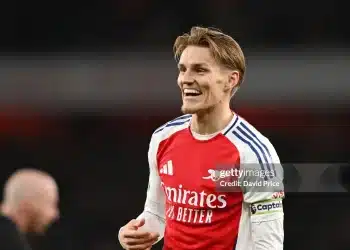 Arsenal hồi sinh nhờ Odegaard