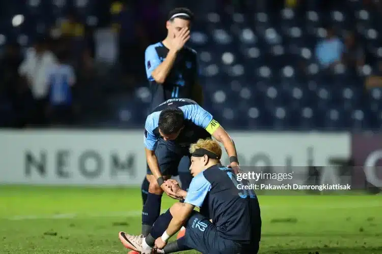 Buriram United về lại mặt đất