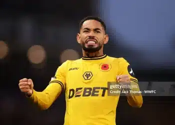 Wolves và điểm tựa hàng công