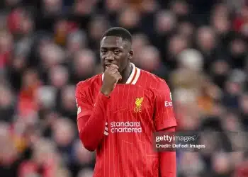 Hàng thủ Liverpool lâm nguy