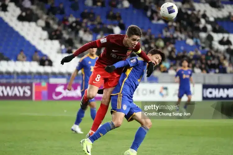 Oscar lại rực sáng ở châu Á