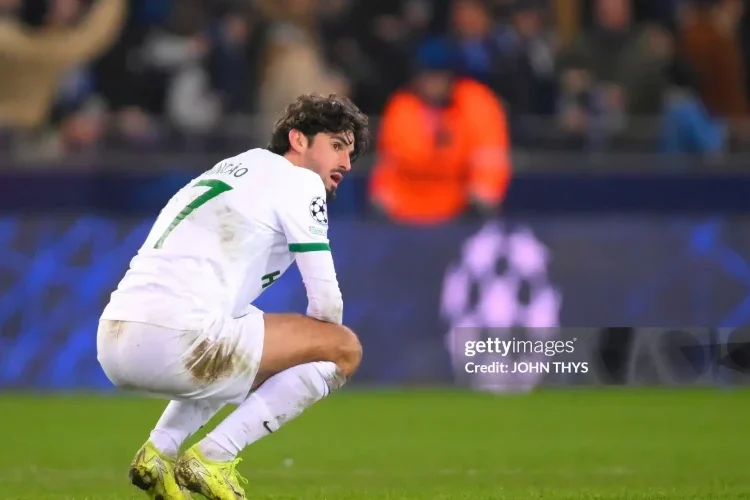 Ai cứu được chiếc thuyền đắm Sporting CP?