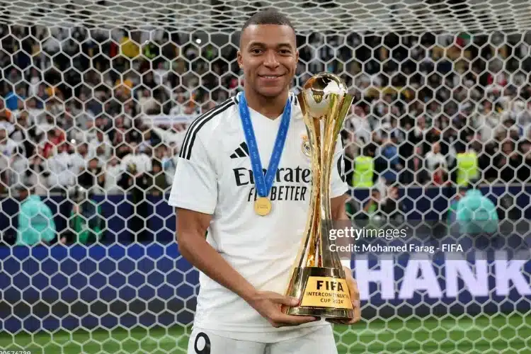 Mbappe liên tiếp tỏa sáng ở các trận chung kết