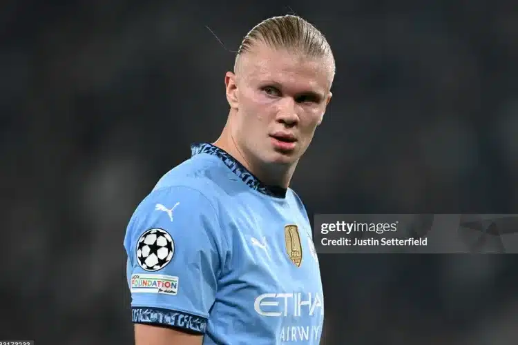 Pep Guardiola tranh cãi với Haaland