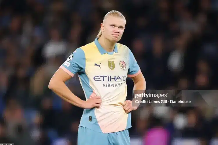 Manchester City có tỷ lệ vô địch thấp khó tin