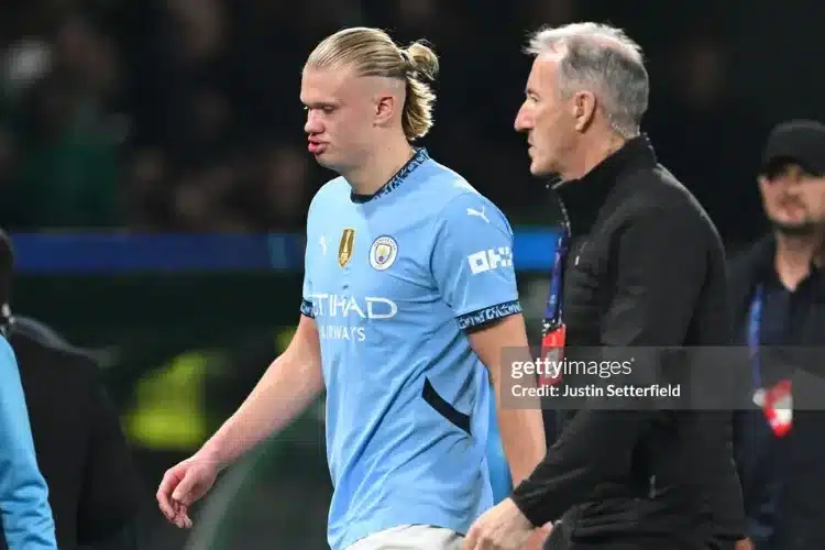 Haaland sa sút khó tin