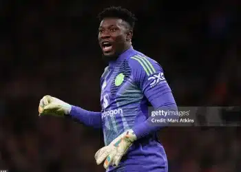 Manchester United tính đường thay thế Onana