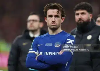 Chelsea thanh lý hàng loạt