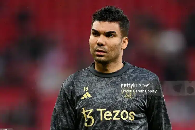 Casemiro trên đường chia tay Manchester United