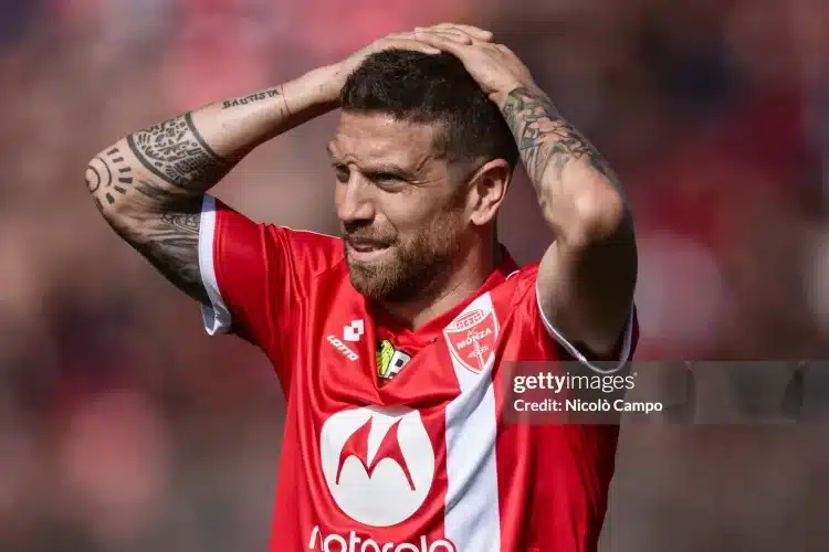 Nỗi đau của Papu Gomez