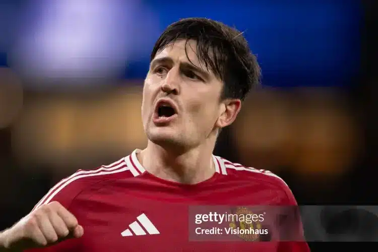 MU bị gạch tên khỏi top 4 Premier League