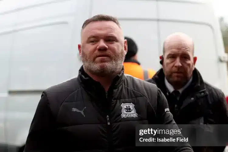 Rooney lại bị sa thải