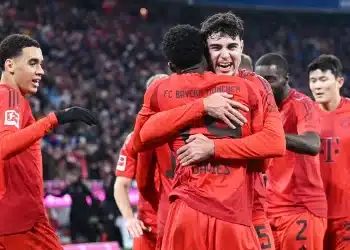 Bayern Munich thị uy sức mạnh, đè bẹp Leipzig 5-1