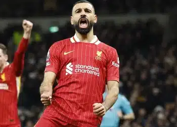 Salah đi vào lịch sử, Liverpool nhấn chìm Tottenham trong trận cầu 9 bàn