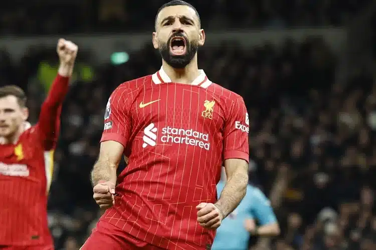 Salah đi vào lịch sử, Liverpool nhấn chìm Tottenham trong trận cầu 9 bàn