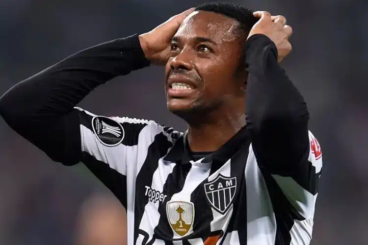 Robinho bị bác đơn xin tạm tha, phải đón Giáng sinh trong tù