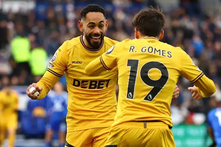 Wolves hồi sinh, thắp lại hy vọng trụ hạng