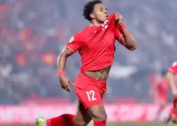 Xuân Son thăng hoa, tuyển Việt Nam hiên ngang vào bán kết AFF Cup