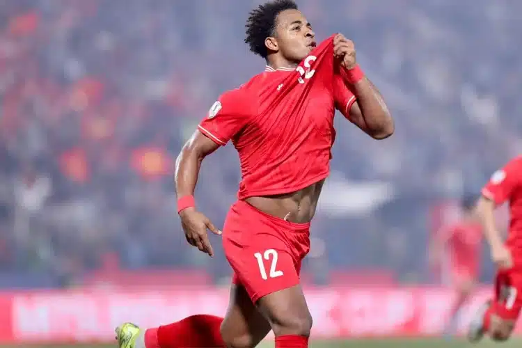 Xuân Son thăng hoa, tuyển Việt Nam hiên ngang vào bán kết AFF Cup