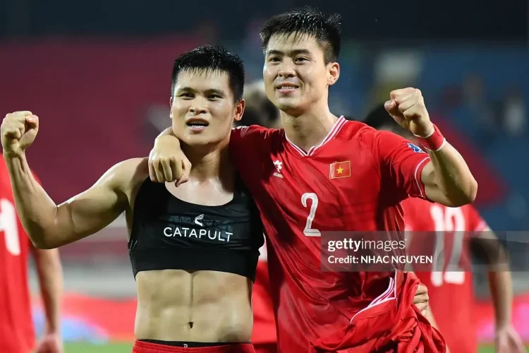 Việt Nam thăng tiến mạnh nhất thế giới