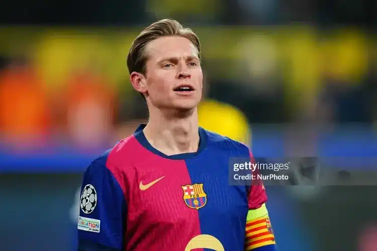 De Jong hé lộ tương lai