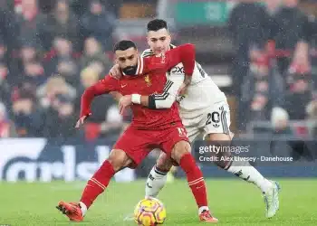 Arne Slot tung hô 2 cầu thủ Manchester United