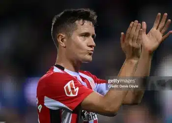 Herrera tái ngộ đồng đội cũ ở Manchester United