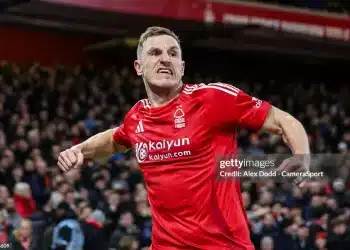 Tiền đạo 33 tuổi khuynh đảo Premier League