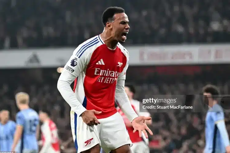 Trọng tài sai lầm trong bàn thua của Tottenham?