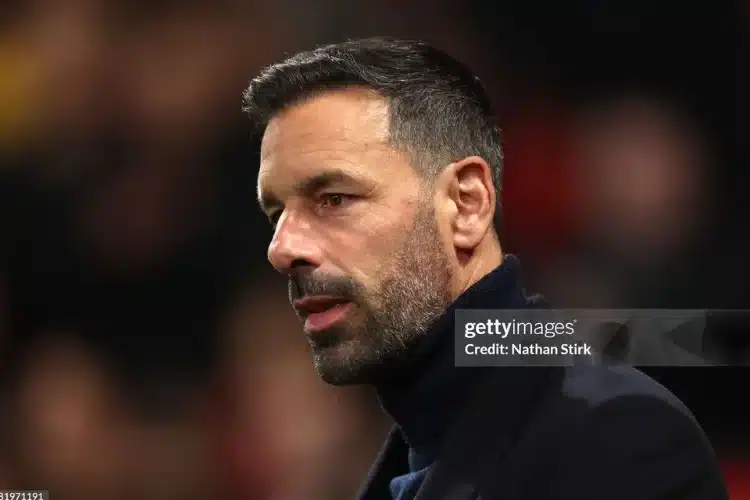 Van Nistelrooy bị phản ứng dữ dội