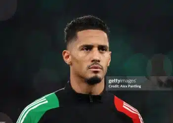 Arsenal chịu tổn thất ở hàng thủ