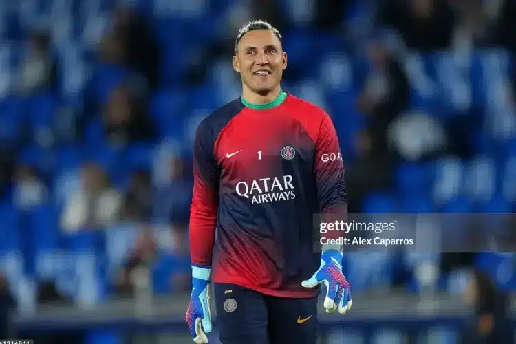 Keylor Navas có bến đỗ mới