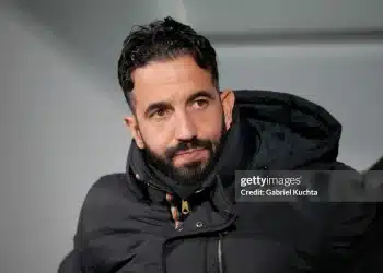 Amorim bị chê kém hơn Ten Hag