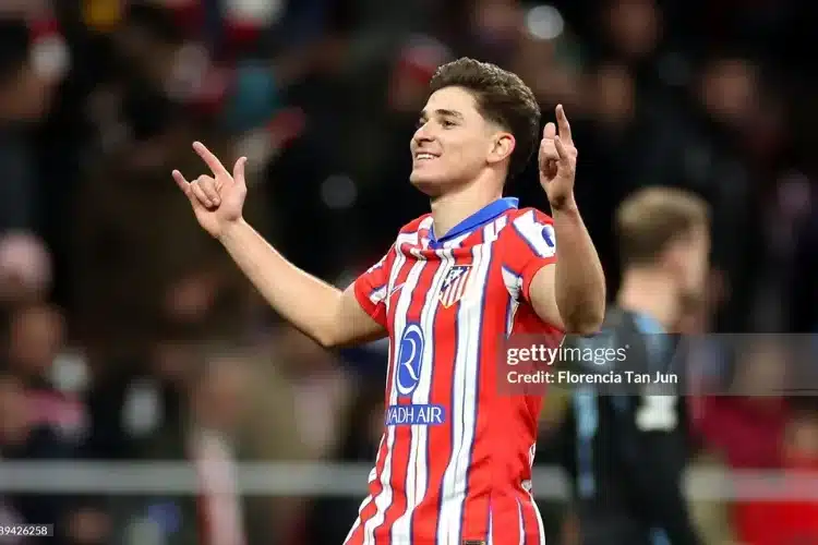 Alvarez thăng hoa ở Champions League