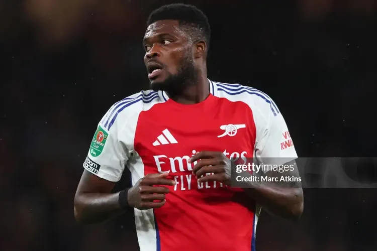 Arsenal đứng trước nguy cơ mất trắng 2 ngôi sao