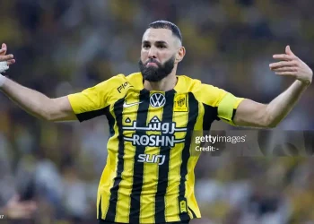 Benzema bác bỏ tin đồn giải nghệ