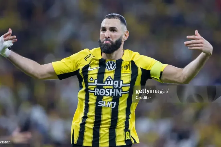 Benzema bác bỏ tin đồn giải nghệ