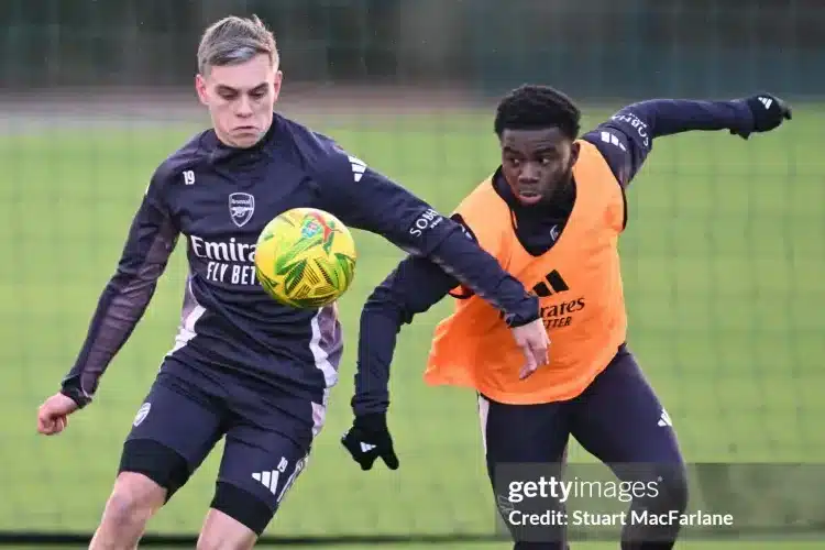 Arsenal dễ trắng tay khi quá hèn nhát