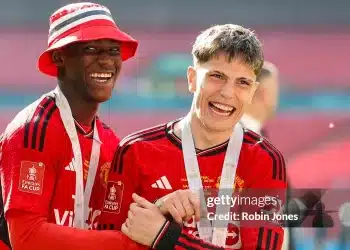 Vì sao MU ra quyết định cực sốc?