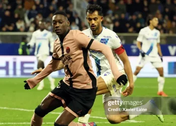 Vụ Kolo Muani tới MU ngã ngũ