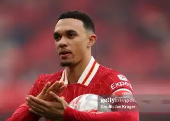 Real khiến Liverpool 'đứng ngồi không yên'