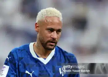 Neymar trượt dài trong nỗi thất vọng