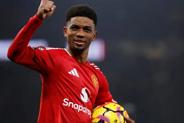 MU lội ngược dòng nhờ hat-trick của Amad Diallo