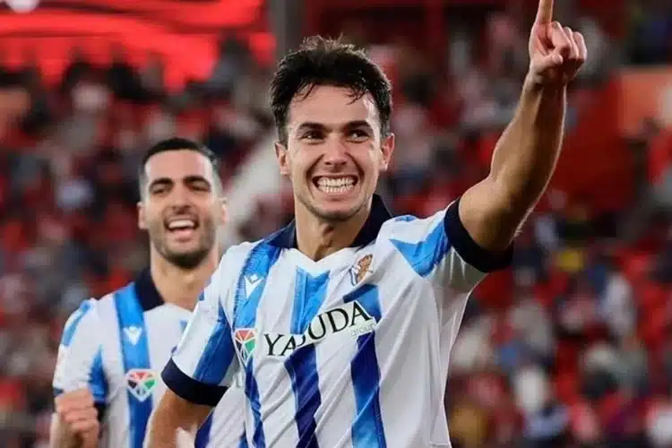 Arsenal quyết chiêu mộ ‘Xabi Alonso mới’ 