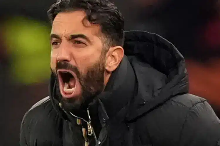 HLV Amorim nổi cơn thịnh nộ